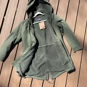 NWT Patagonia Insulated Prairie Dawn parka teddy fleece lined